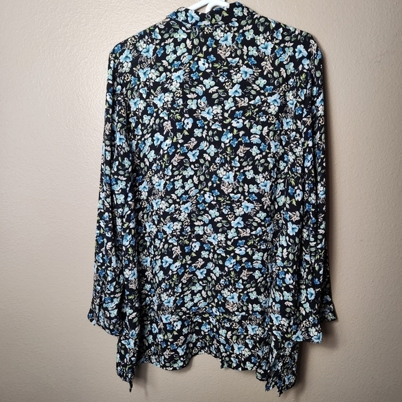 J. Jill Black Floral Collared Buttonfront Flowy Layered Tunic-Size XL - Picture 8 of 9